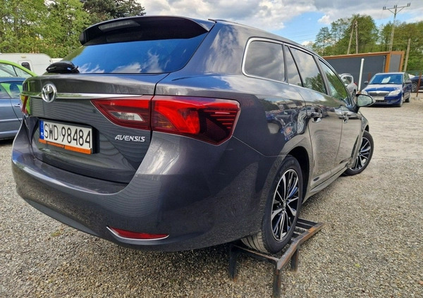 Toyota Avensis cena 79900 przebieg: 88241, rok produkcji 2018 z Rybnik małe 529